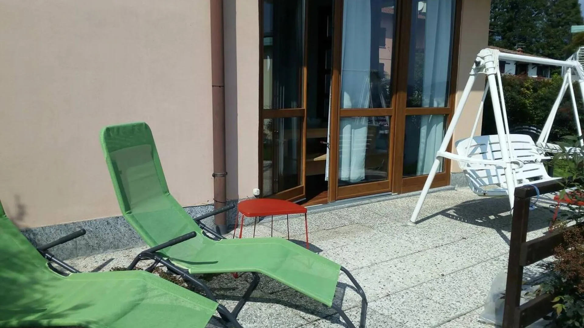 Charming Apartment In Lavena Ponte Tresa 70M² Spacious Terrace
