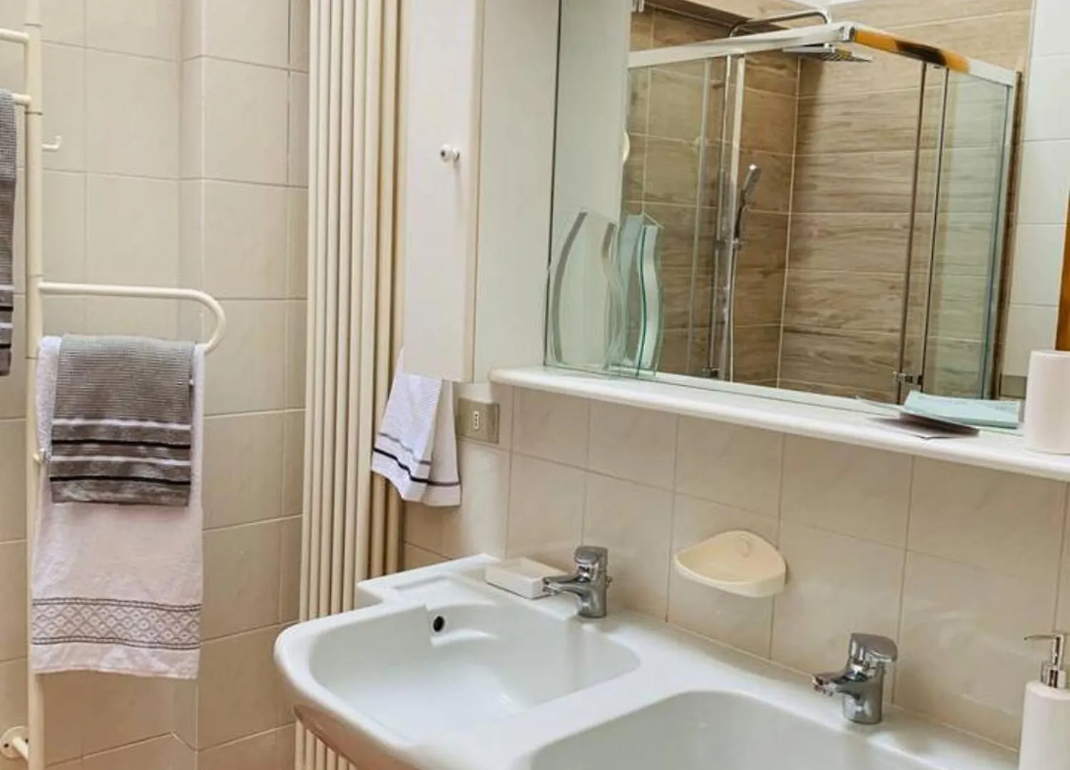 Charming Apartment In Lavena Ponte Tresa 70M² Spacious Terrace 0*,  Italy